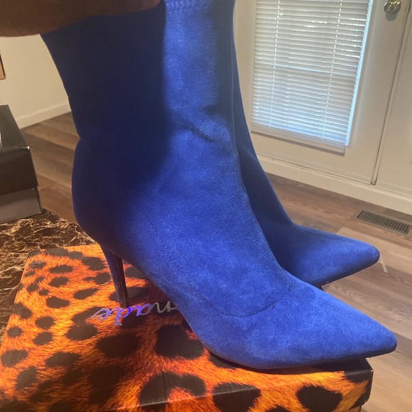 Royal Blue Bootie Heel - Picture 1 of 4